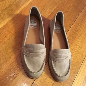 Crown Vintage leather loafers size 8 NWOT